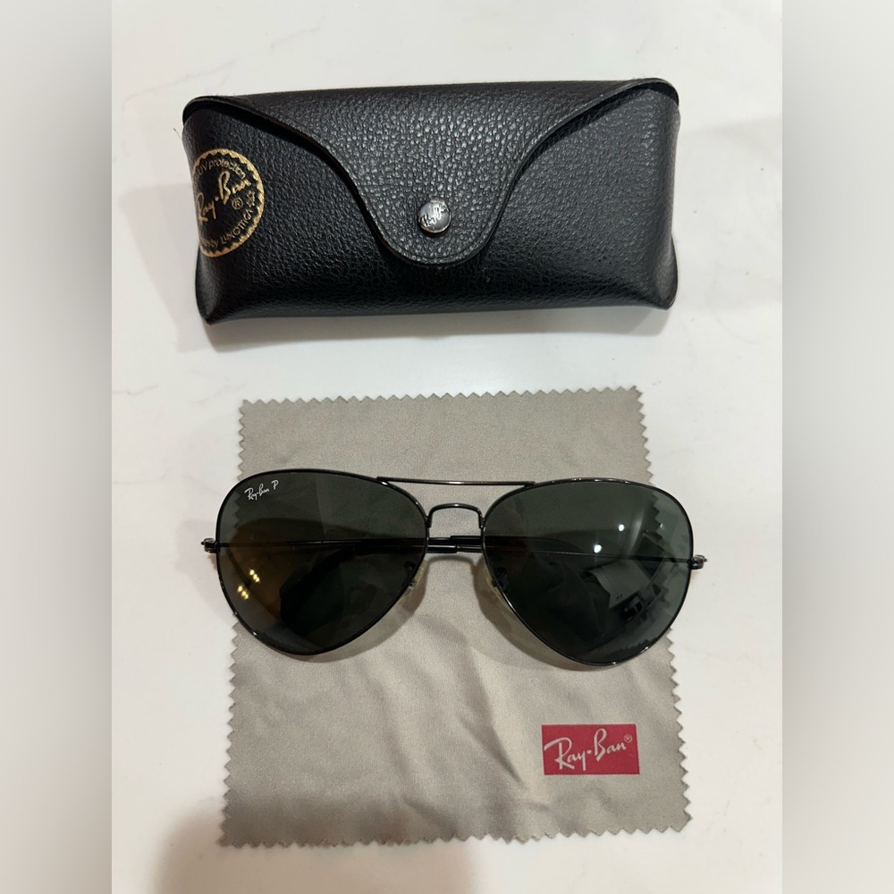 Ray-Ban black Aviator Sunglasses